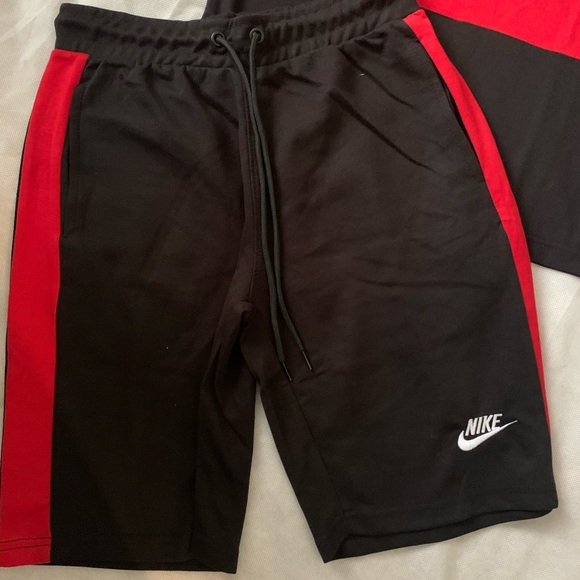 NIKE shorts sets - Picture 4 of 5